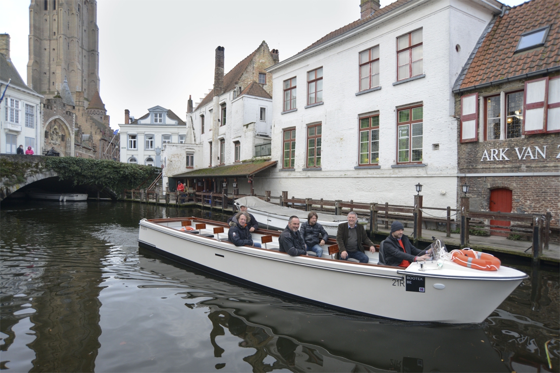 Picture of water taxi